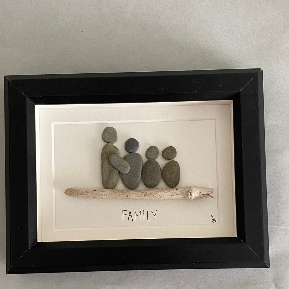 Family of 4 Framed Pebble Art Decor open shadow box signed wall art 8.5x6.5